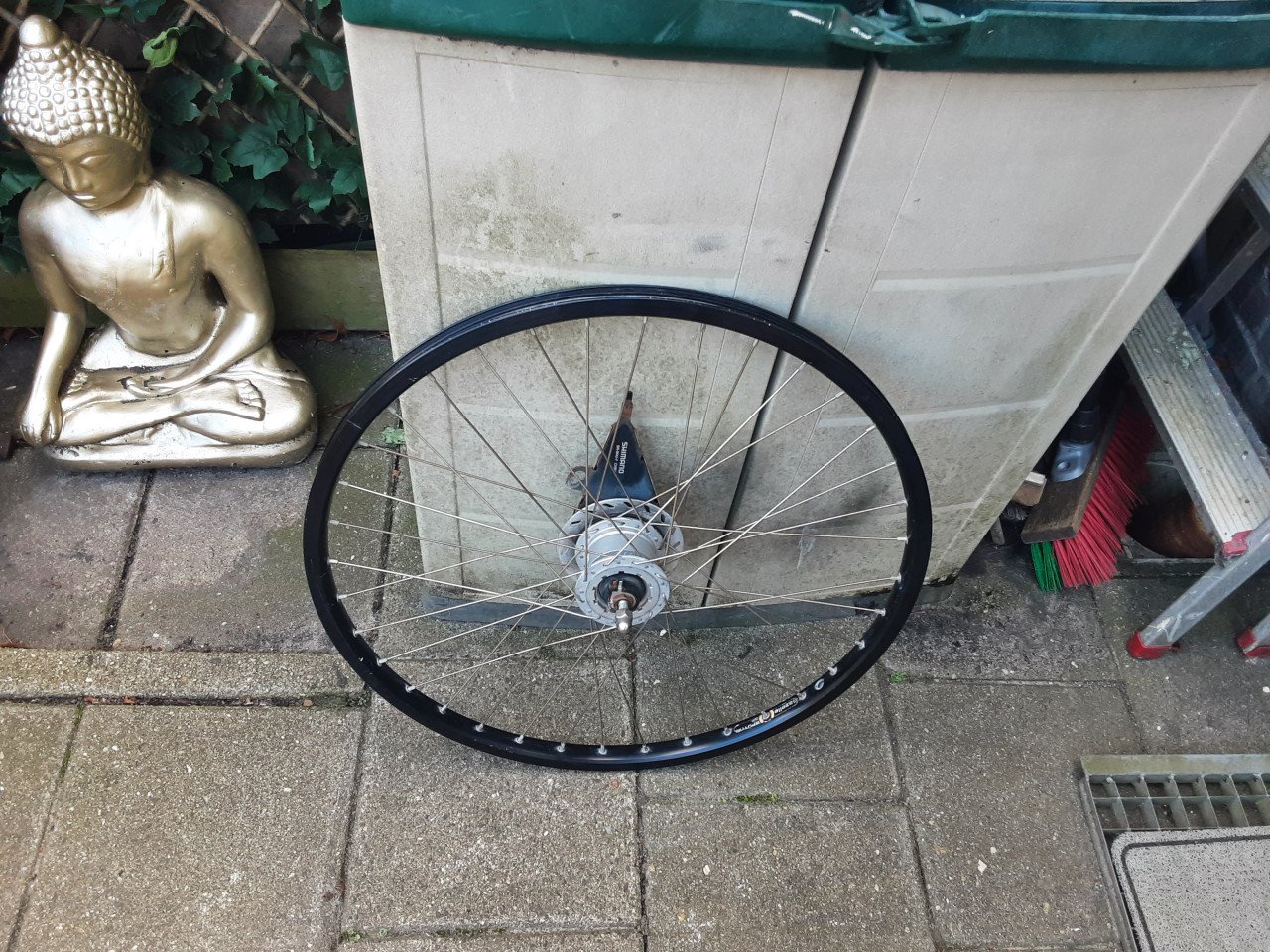 Gazelle 26 inch shimano voorwiel, naafdynamo, rollerbrake rem
