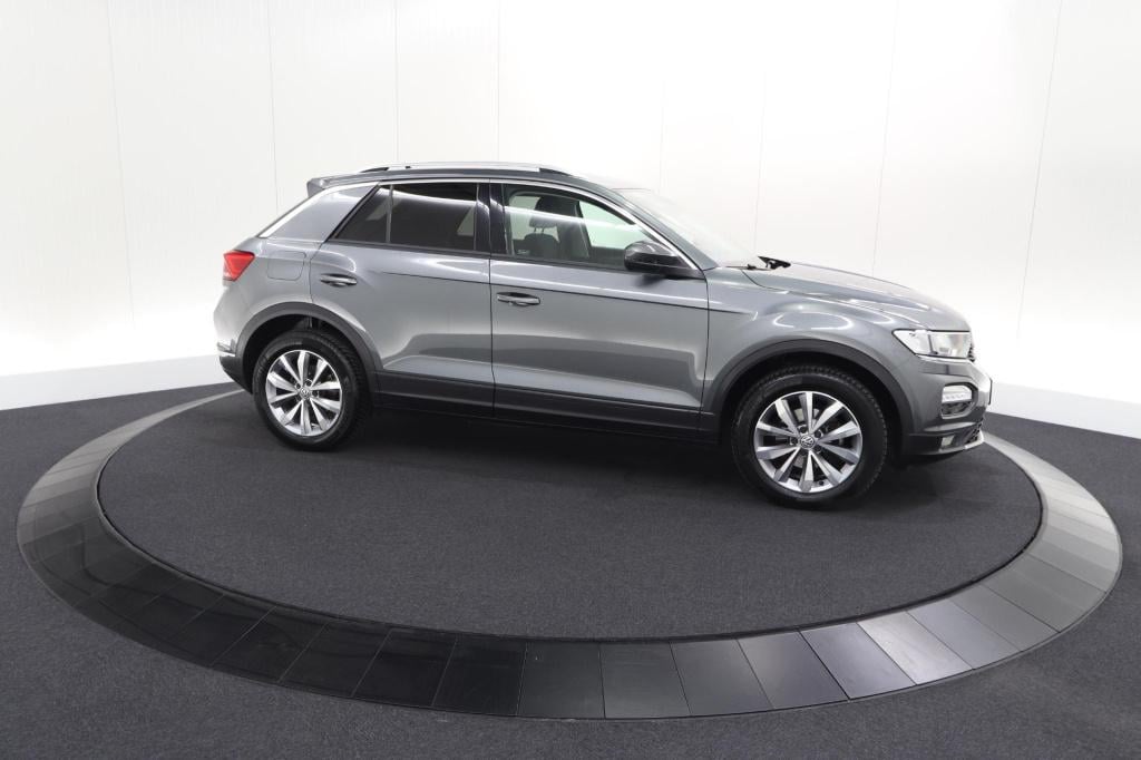 Volkswagen T-roc 1.0 tsi style business 116pk | trekhaak | adaptieve cruise