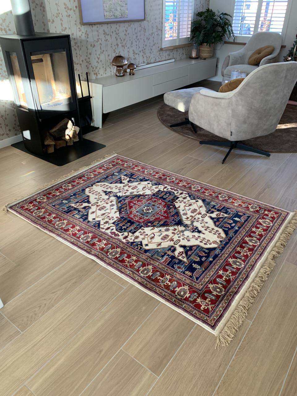 ✨Prachtig Sfeervol Vintage Vloerkleed gemaakt van Zijde✨