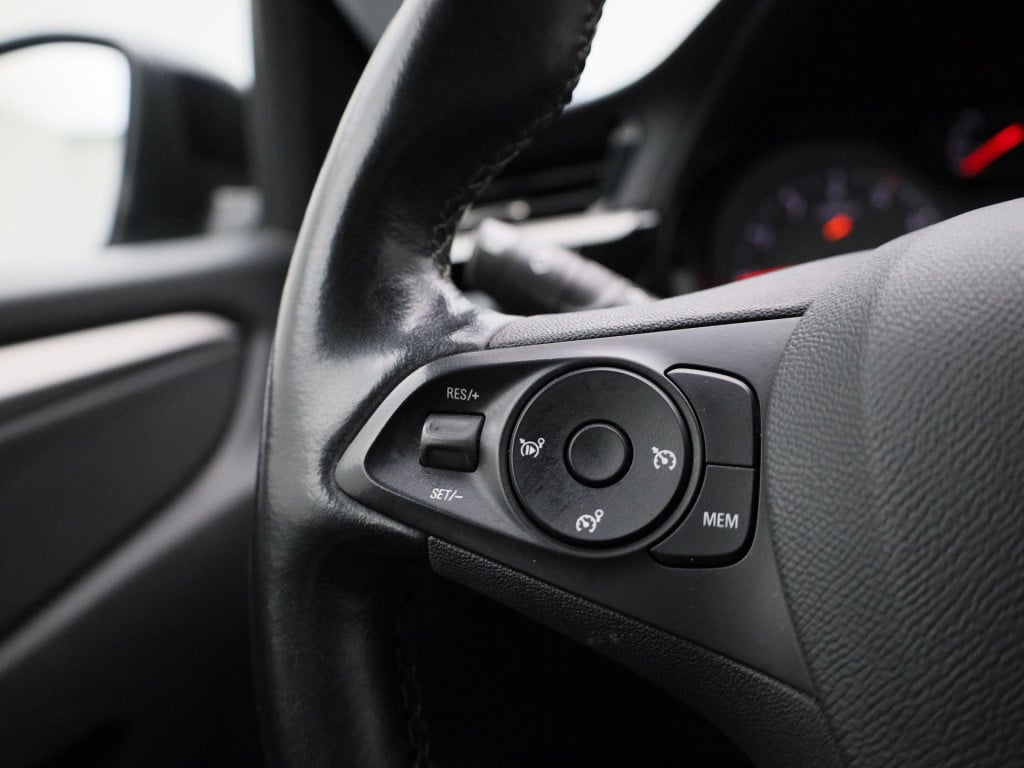 Opel Corsa 1.2 edition 100pk | parkeersensoren | apple carplay/android auto