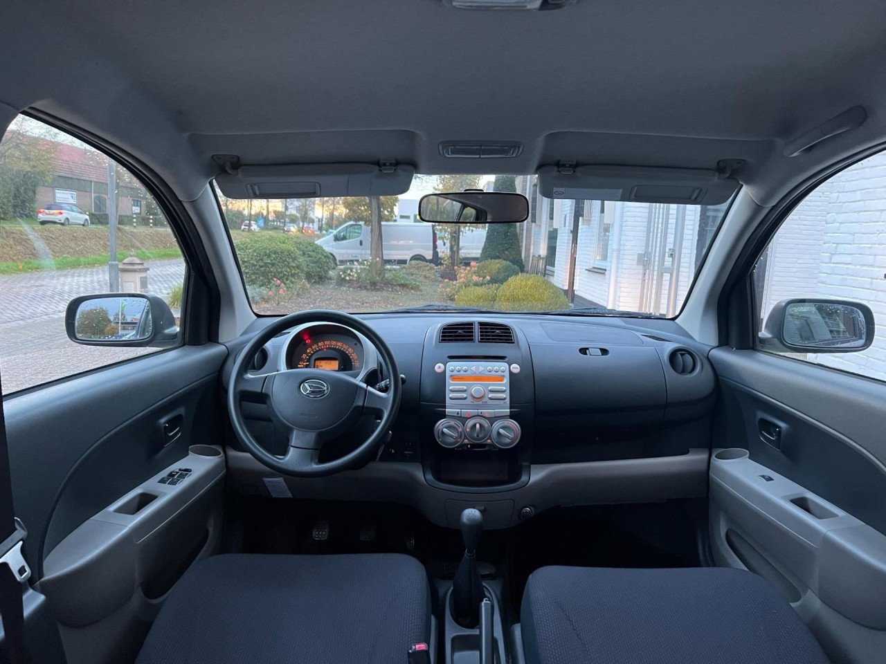 Daihatsu Sirion 2