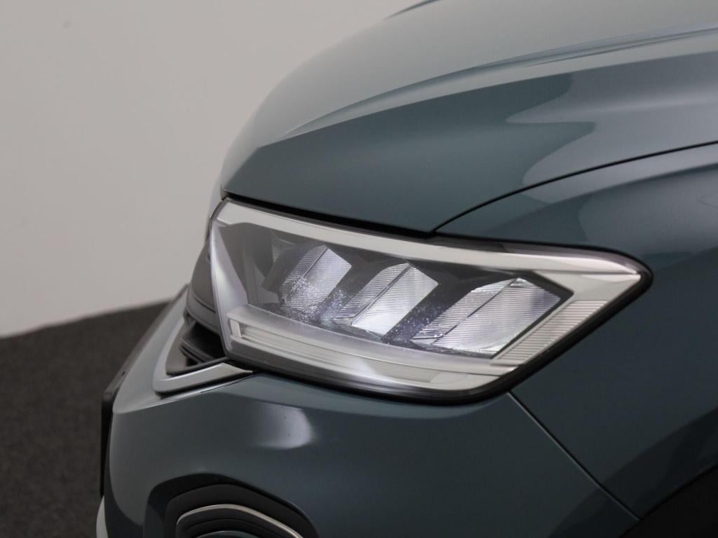 Volkswagen T-roc 1.0 tsi life business | apple carplay / android auto | nav