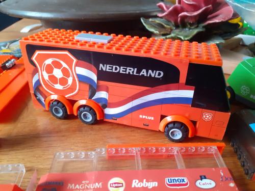 LEGO Voetbal-stadion & Spelers-bus