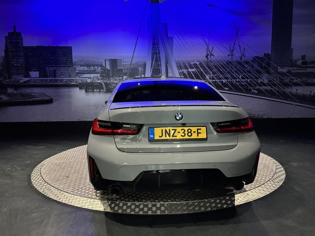 BMW 3-serie 330i m-sport *competitionstoelen*schuifdak*m-sport pro*