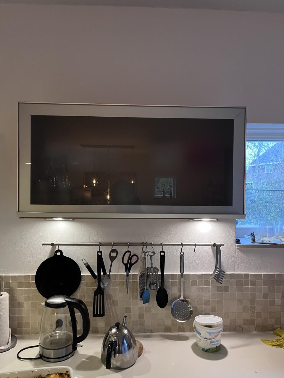 Boven keukenkastje 2 x