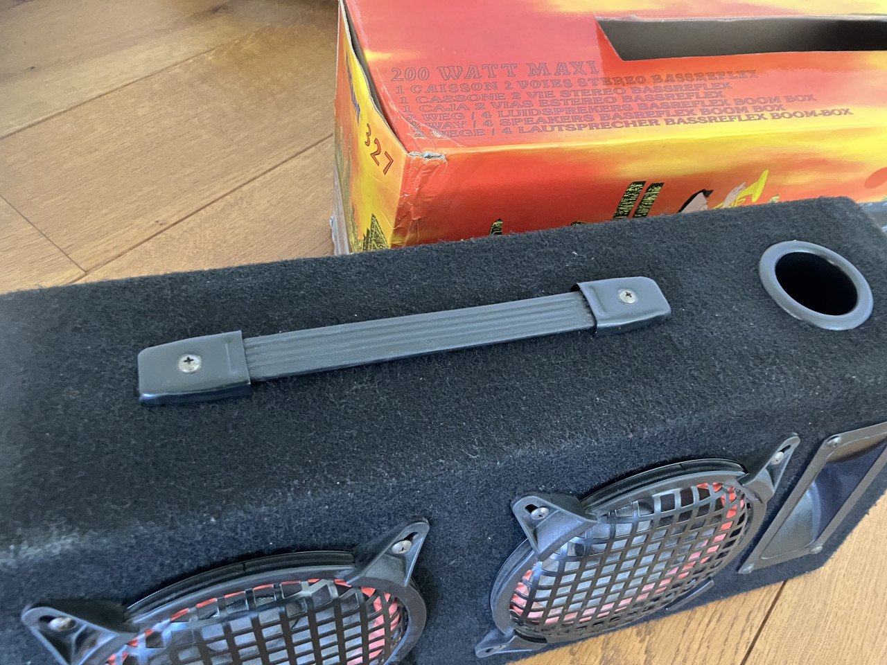 Marquant 327 – vintage boombox