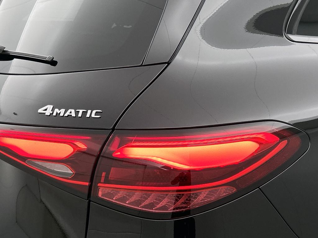 Mercedes-Benz Glc 300e 4matic business solution amg | premium | winterpakke