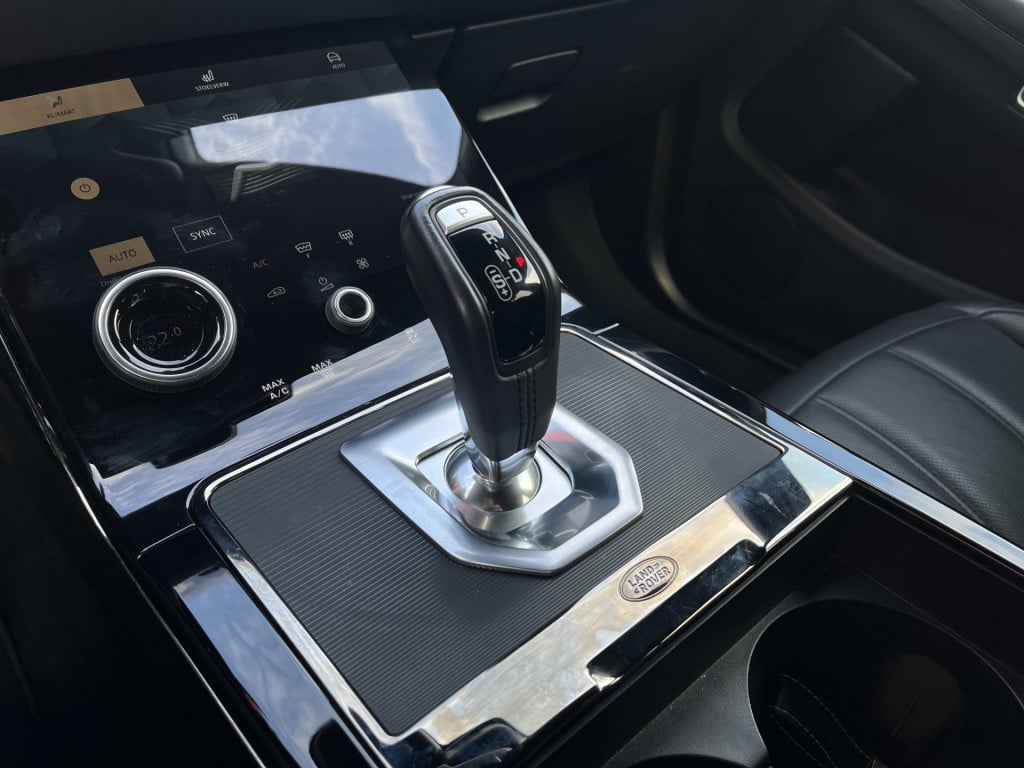 Land Rover Range Rover 1.5 p300e awd r-dynamic se | carplay | camera | acc 