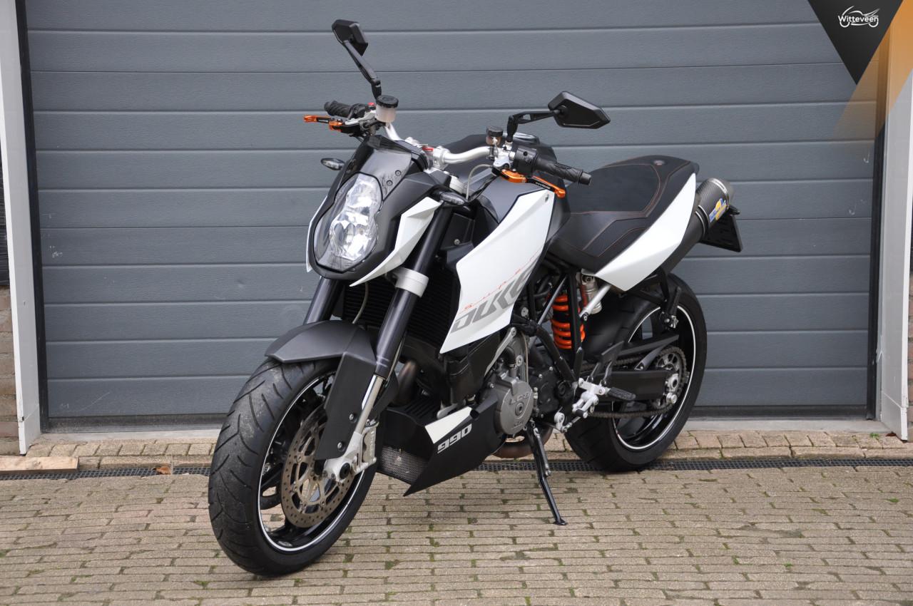 KTM 990 SuperDuke Zeer nette motor!