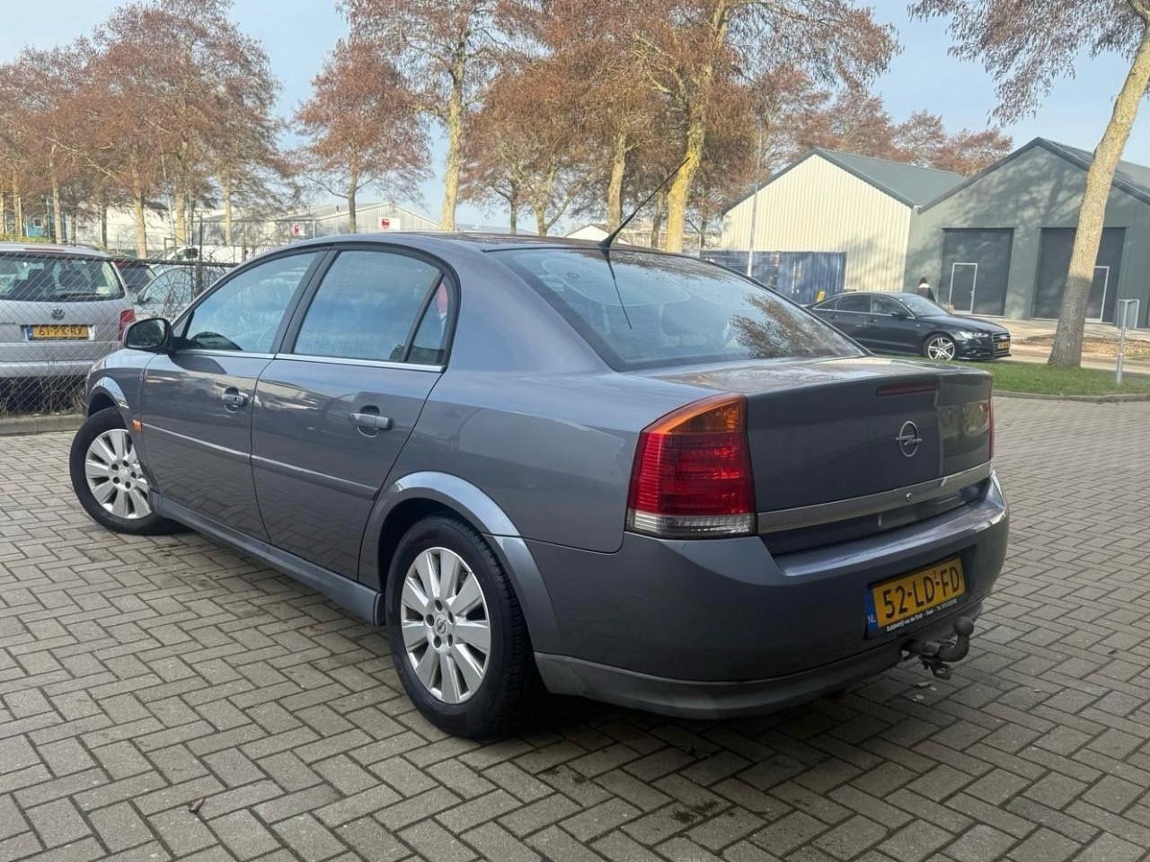 Opel Vectra 1.8-16V Elegance Vol Jaar Apk