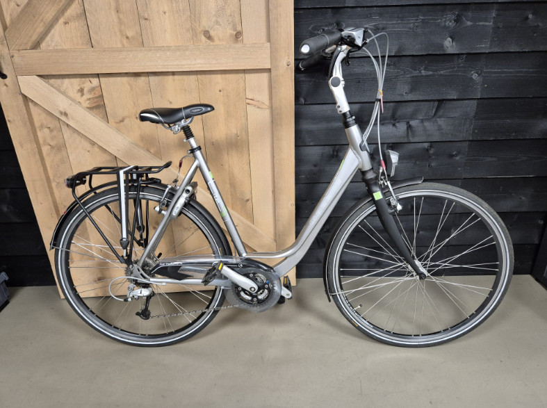Zeer nette Gazelle Medeo Lite 24 versnellingen