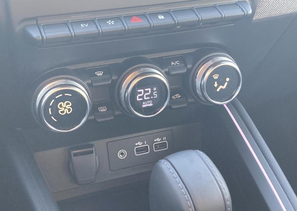 Renault Clio 1.6 e-tech full hybrid 145 techno