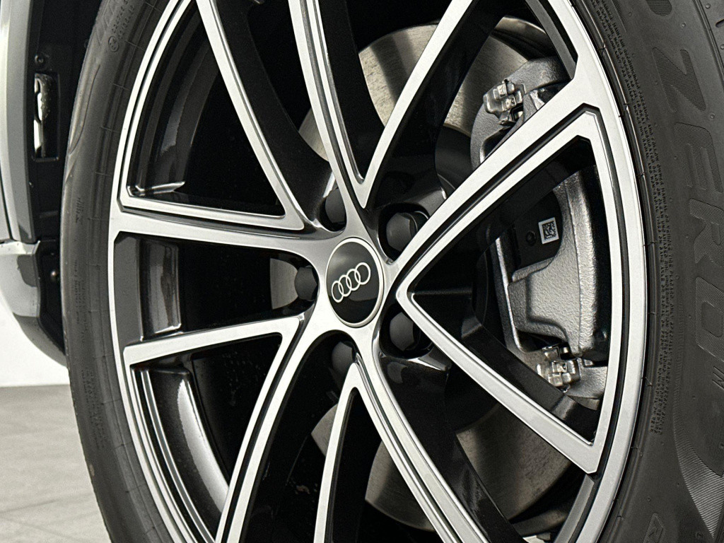 Audi Q5 2.0 tfsi e-hybrid quattro s edition