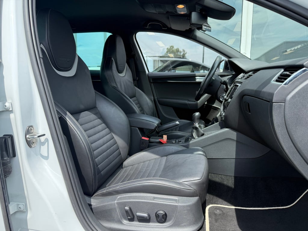 Skoda Octavia combi 2.0 tsi rs