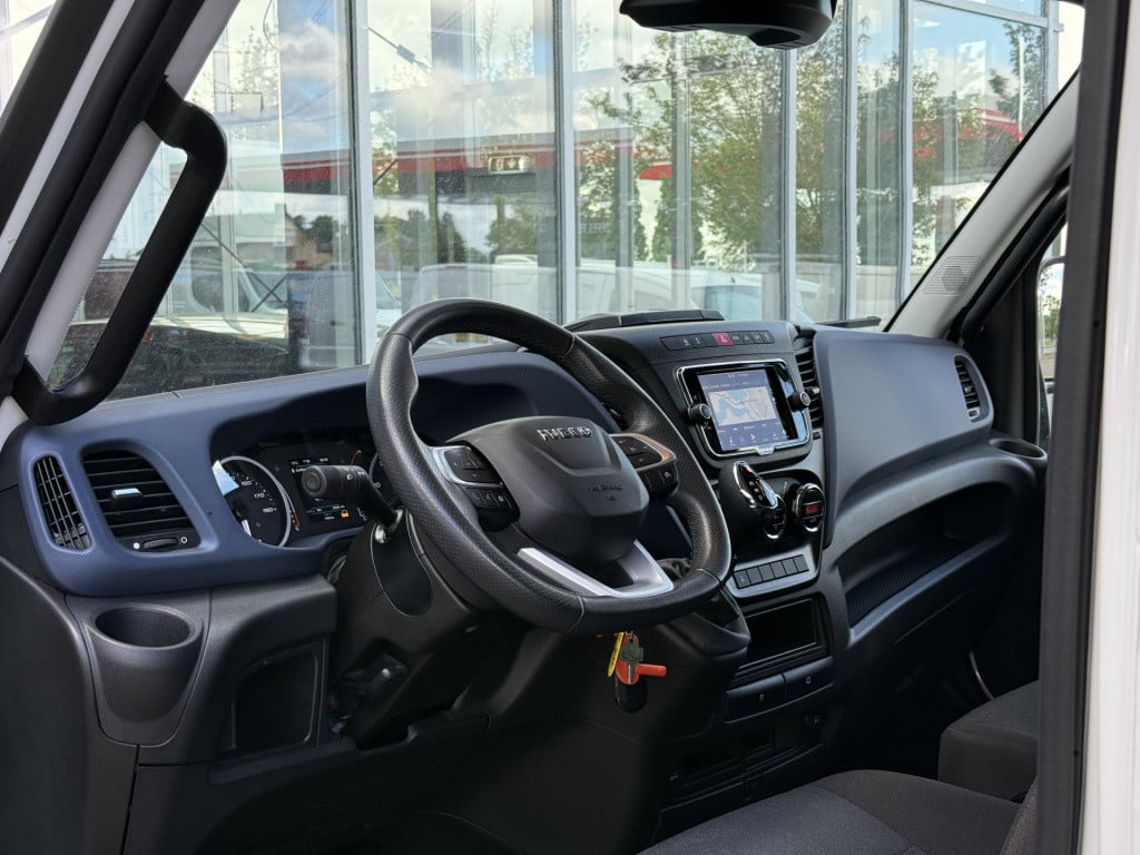 Iveco Daily 35c18h 3.0 410 bakwagen met laadklep | 1e eig | vol opties | tr