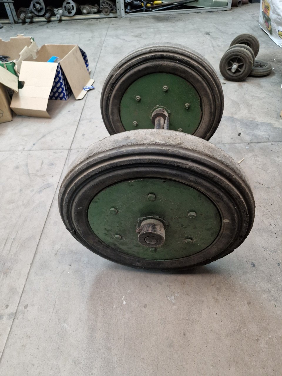 As met 2 wielen 40cm