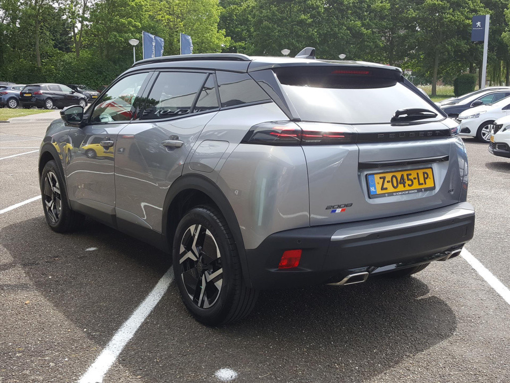 Peugeot 2008 1.2 pt-130pk gt (vol) automaat/eat8 navigatie | cruise & clima