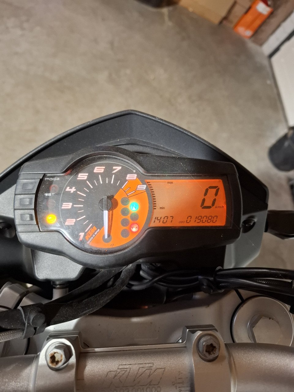 KTM 690 DUKE