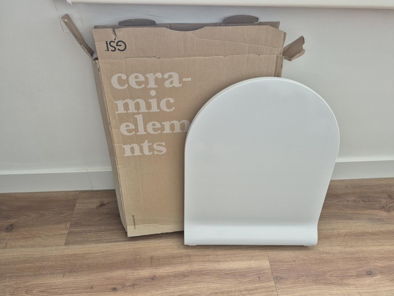 Toiletpot met bril (randloos met swirl flush)