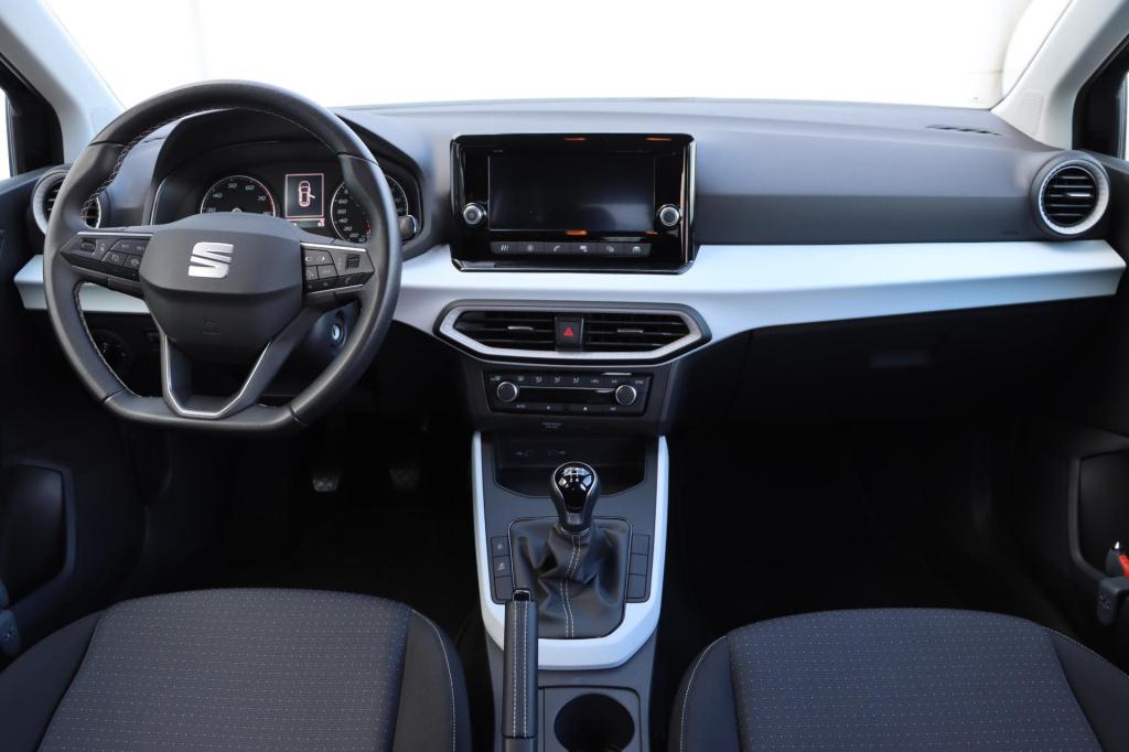 Seat Arona 1.0 tsi style | parkeersensoren | app connect | climate control