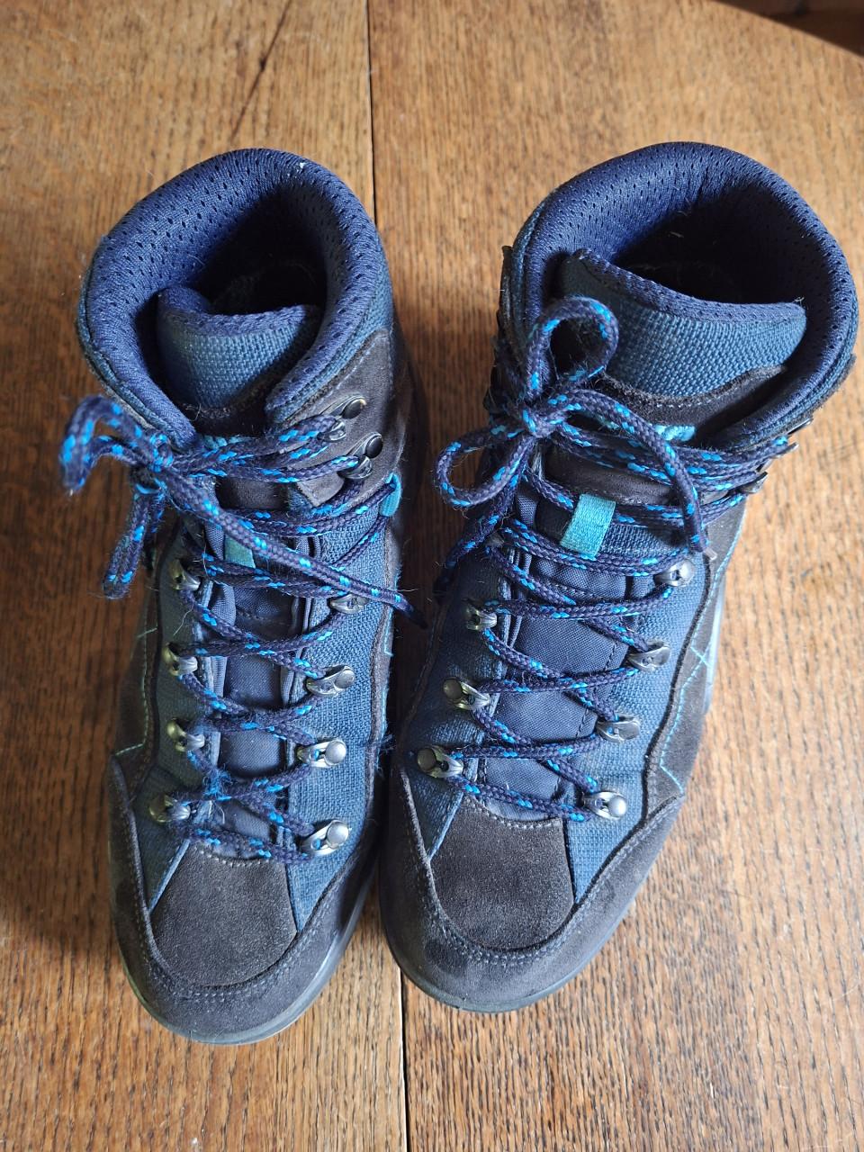 Lowa wandelschoenen maat 39