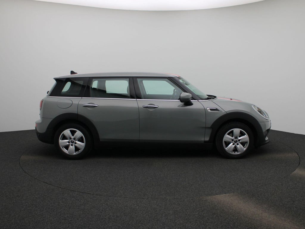 Mini Clubman 1.5 cooper essential | automaat | lage km stand! | navigatie |