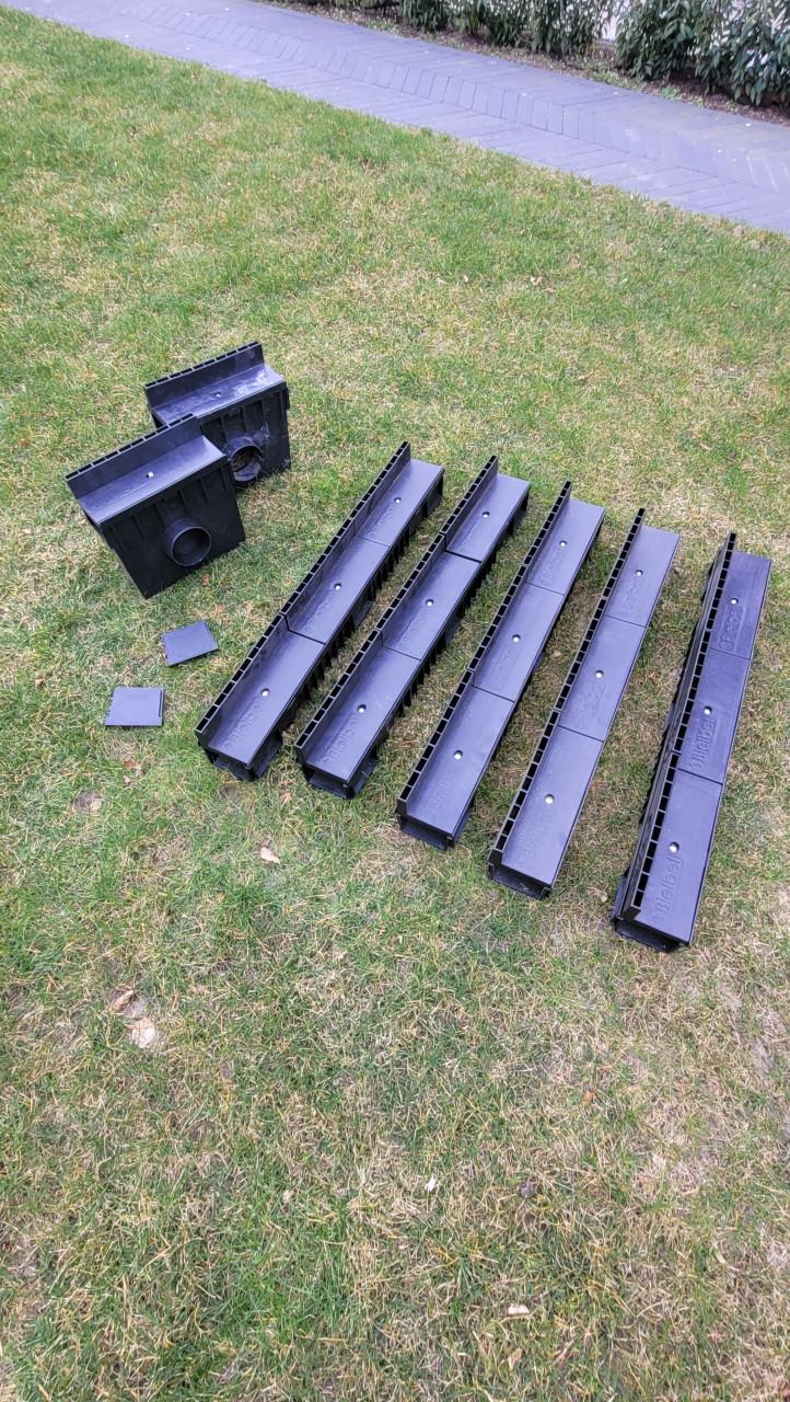 Bielbet afvoergoot / draingoot / sleufgoot 5x1m + 2x stortbak