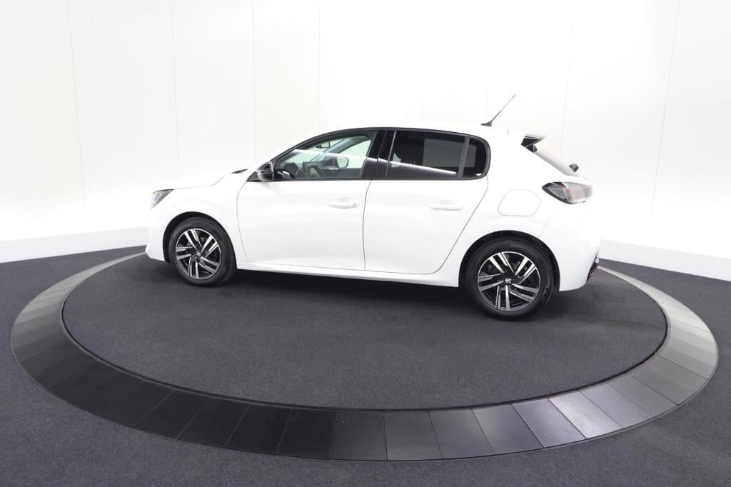 Peugeot 208 puretech 75 allure | camera | apple carplay | parkeersensoren |