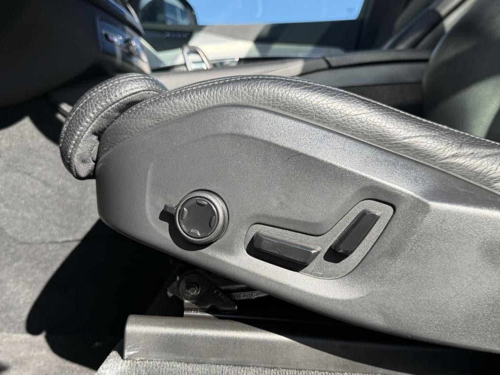 Volvo XC90 t8 390pk recharge inscription| panodak| luchtvering| trekhaak| 3