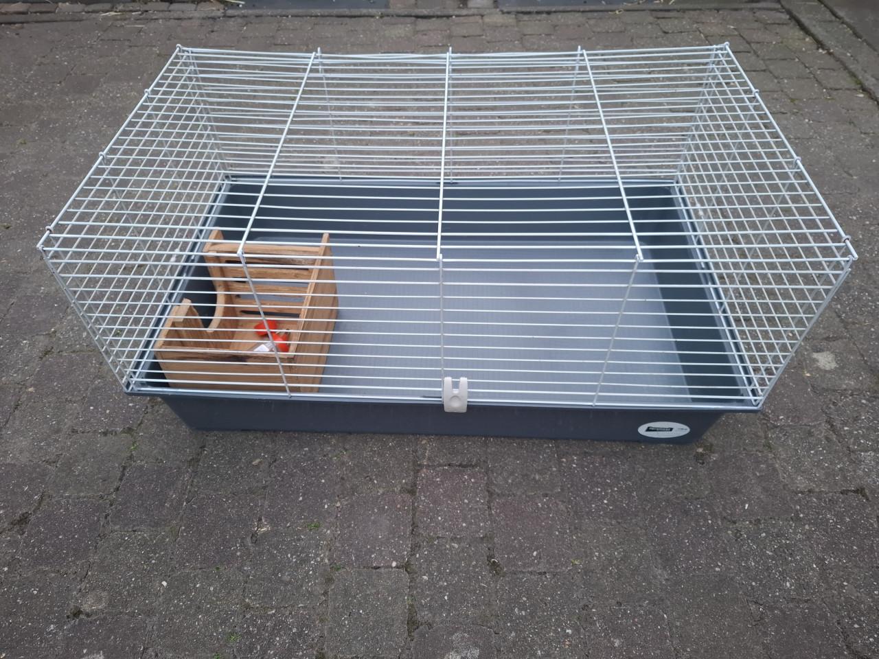 Grote kooi voor konijn/cavia