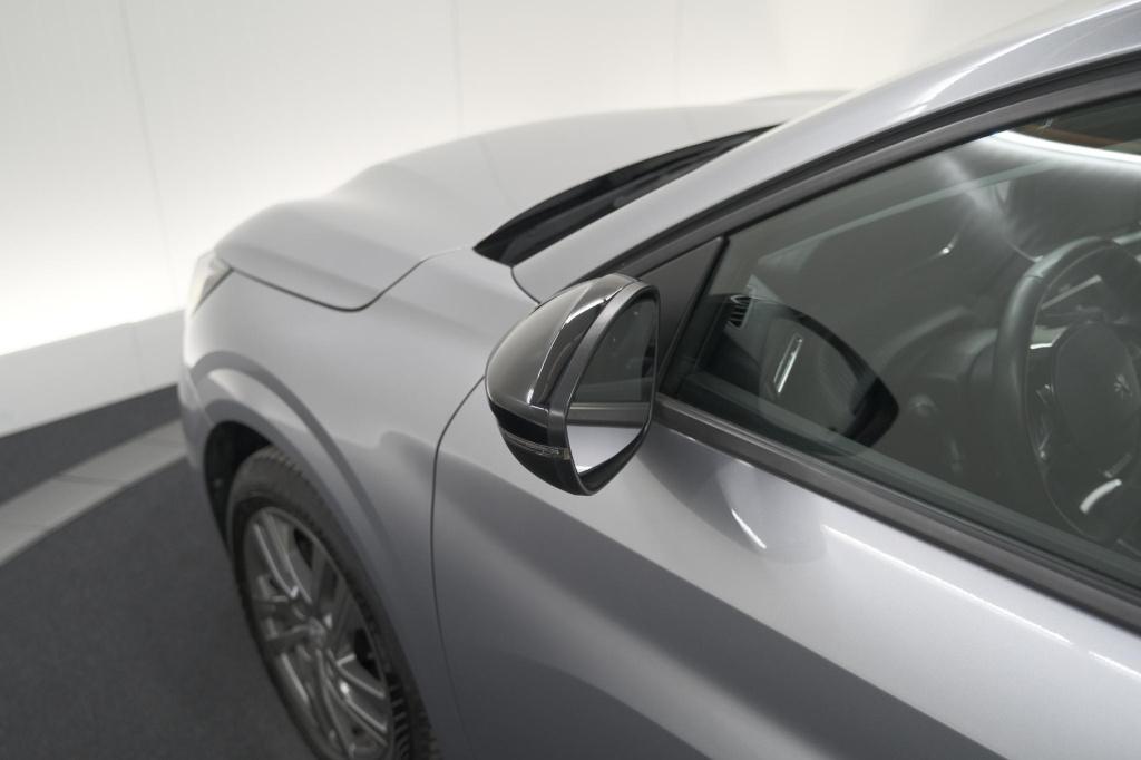 Peugeot 208 puretech 75 active pack | navigatie | parkeersensoren | apple c
