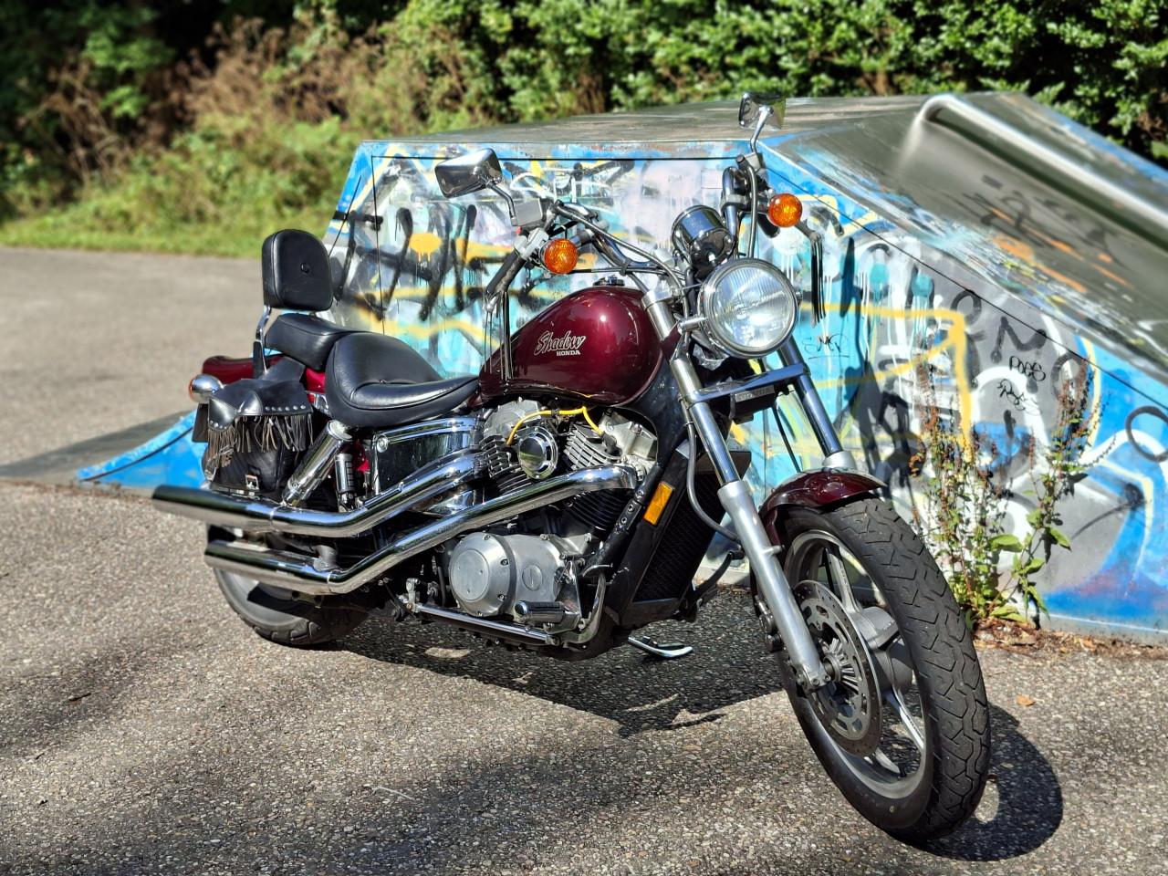 Honda Shadow VT 1100 bj 1987 in top conditie!