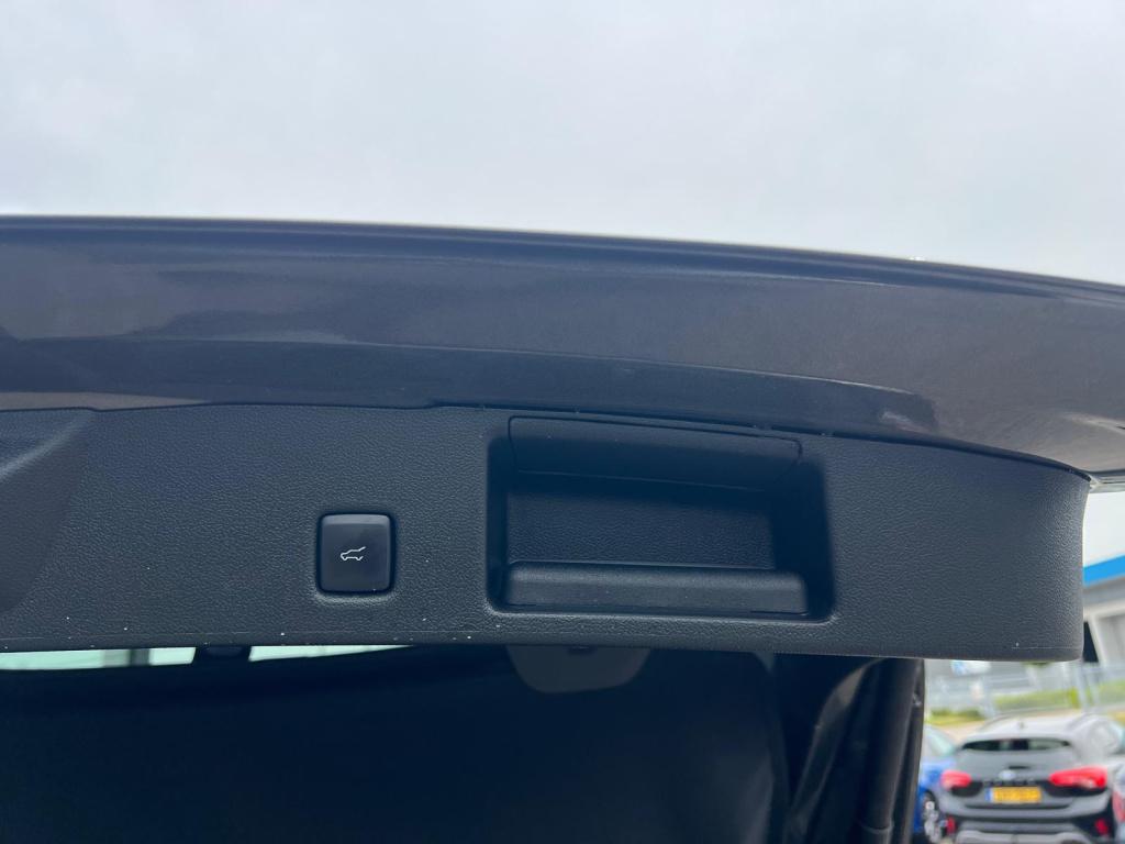 Ford Kuga 2.5 phev e-cvt 225pk st-line x , winterpakket , carplay , adaptiv