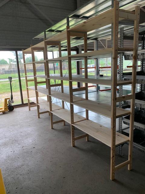 Nieuwe houten magazijnstelling in velen maten.