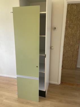 Kasten (vintage keukenkast + ikea malm)