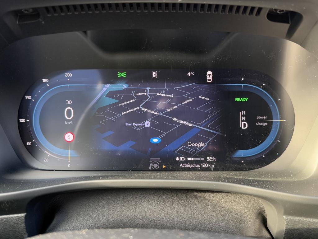 Volvo Ex40 extended range plus dark 252pk/82kwh| camera| adap.cruise