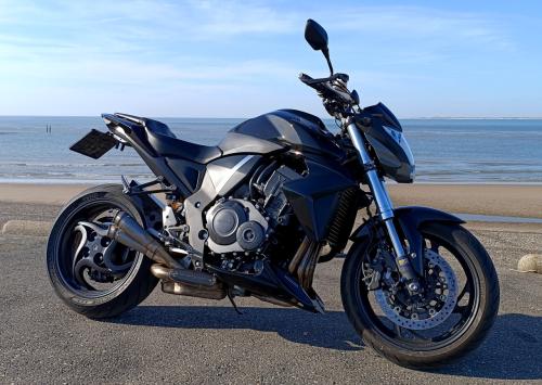 Honda CB1000R veel extra's - lage km. stand te koop