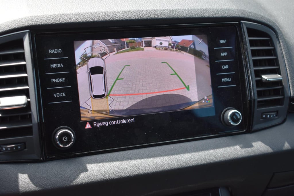 Skoda Karoq 1.5 tsi act sportline | nap | virtual cockpit | dealer onderhou