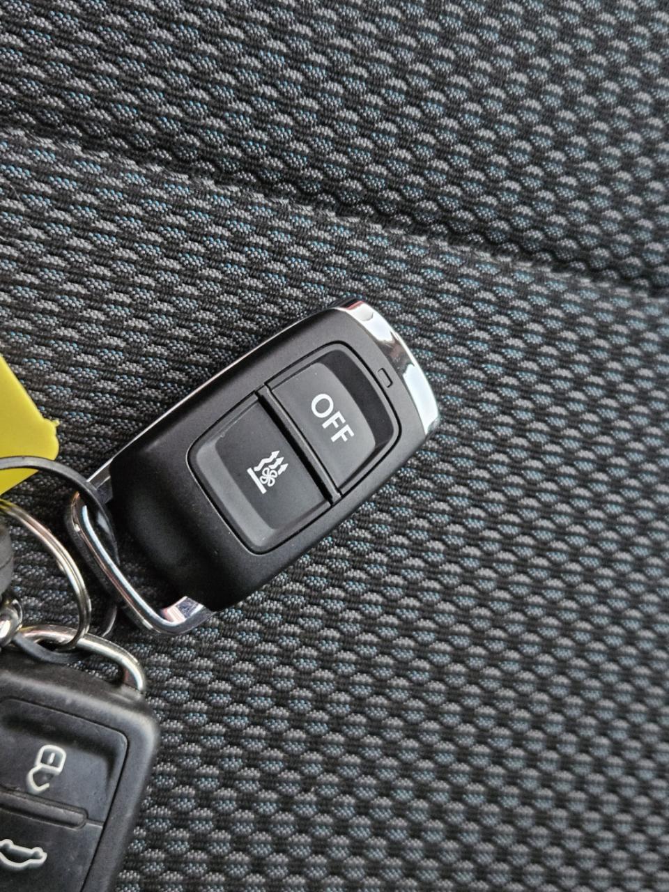 Volkswagen Transporter 2.0 tdi l1h1 4motion | acc | camera