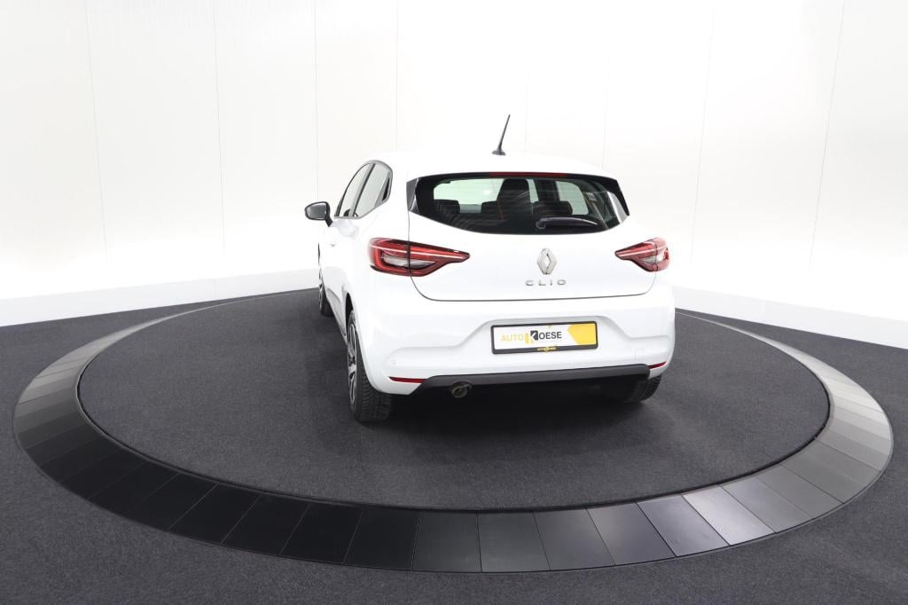 Renault Clio tce 90 equilibre | parkeersensoren | apple carplay | cruise co