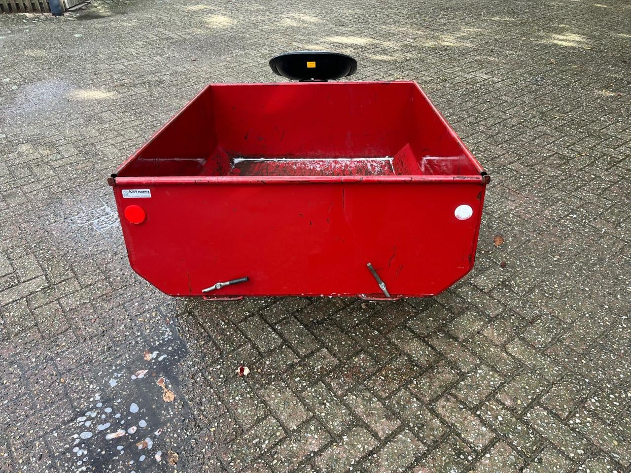 Kar voor zitmaaier of mini tractor