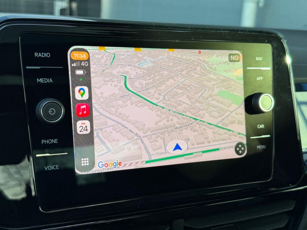 Volkswagen T-roc 1.5 tsi r-line | black style | panoramadak | 19 inch | cam