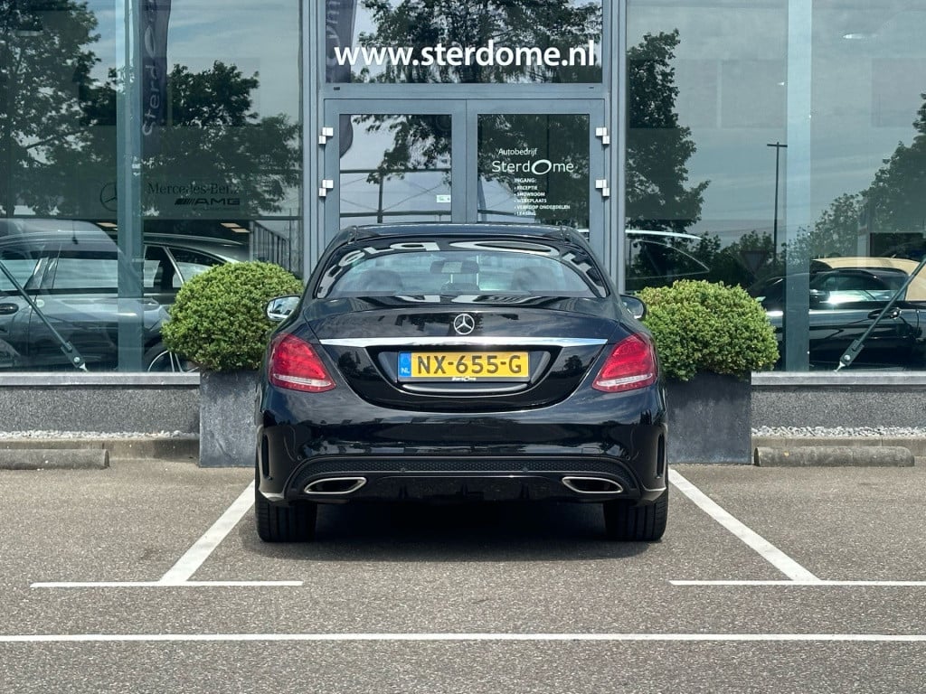 Mercedes-Benz C-Klasse 180 amg sport edition l trekhaak l stoelverwarming l