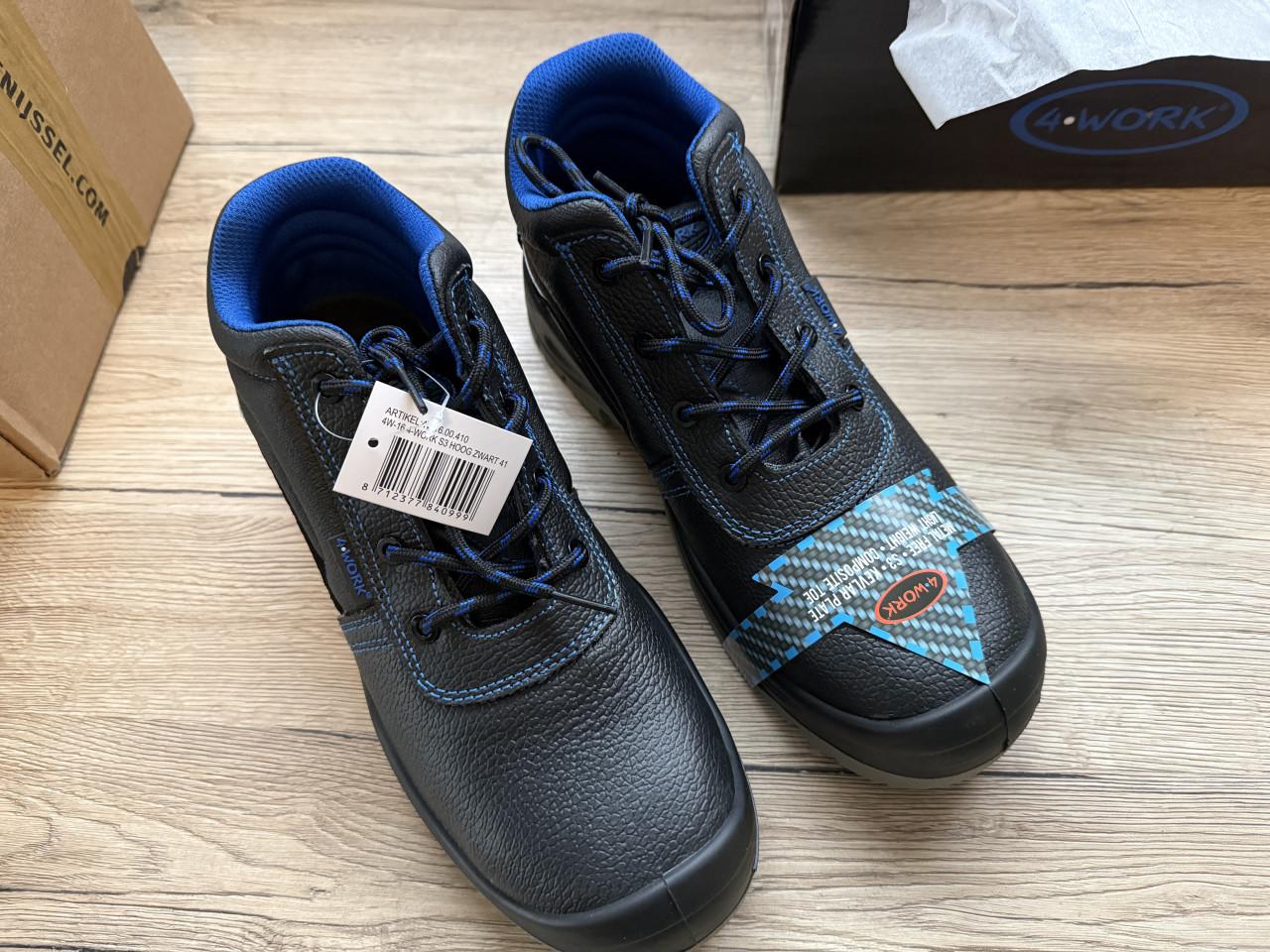 Atlas werkschoenen en gratis werkhandschoenen voor transport/magazijn