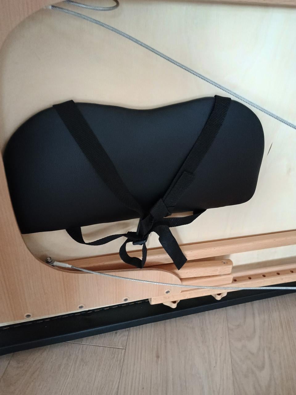 Te koop: massagetafel (in hoogte verstelbaar)