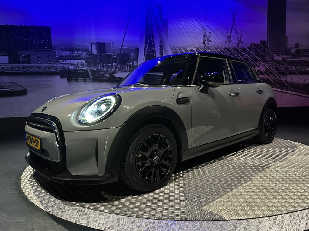 Mini Cooper mini 1.5 business edition *led*sportstoelen*applecarplay*