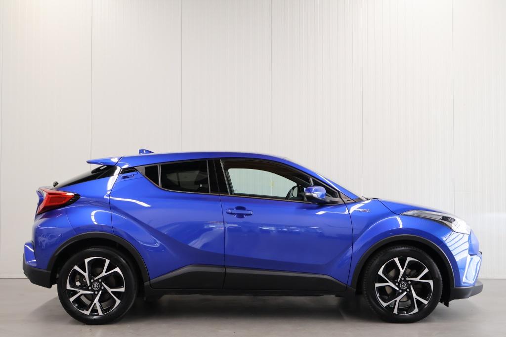 Toyota C-hr 1.8 hybrid style| trekhaak| camera| stoel.verw| adap.cruise