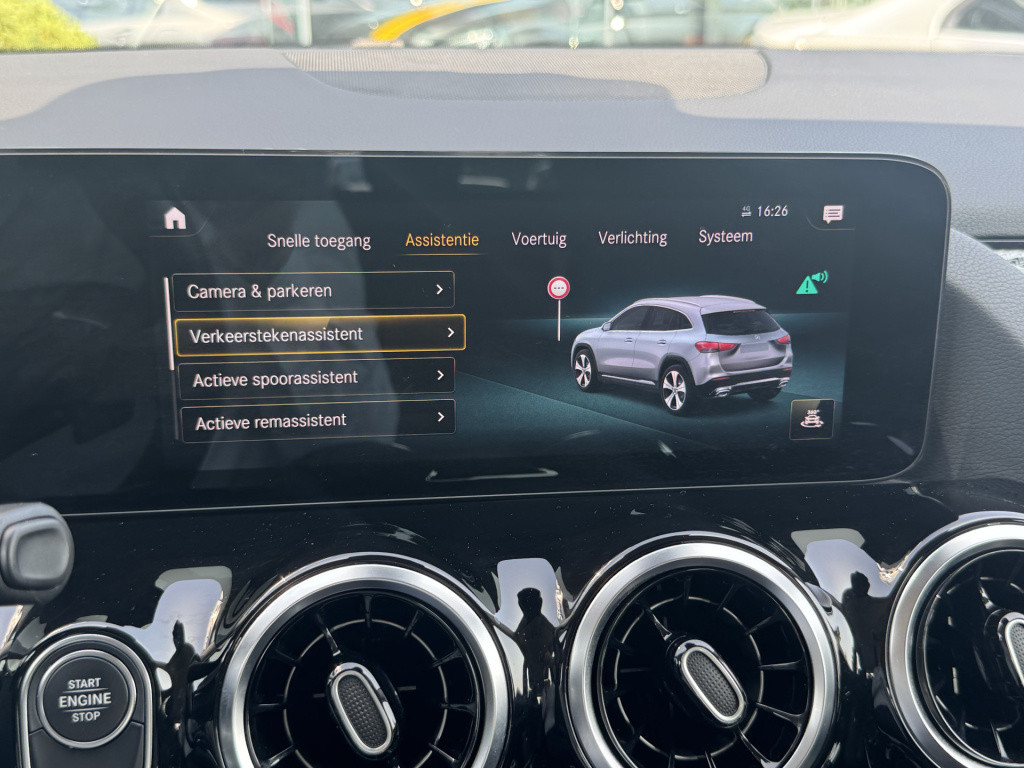 Mercedes-Benz Gla-klasse 250 e amg line l automaat i mbux l 360° camera l w