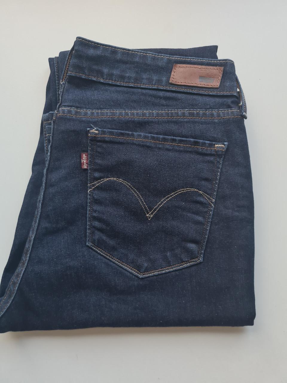 Levis donker blauw W29 / L32( Mt L ) Demi Curve , Mid Rise