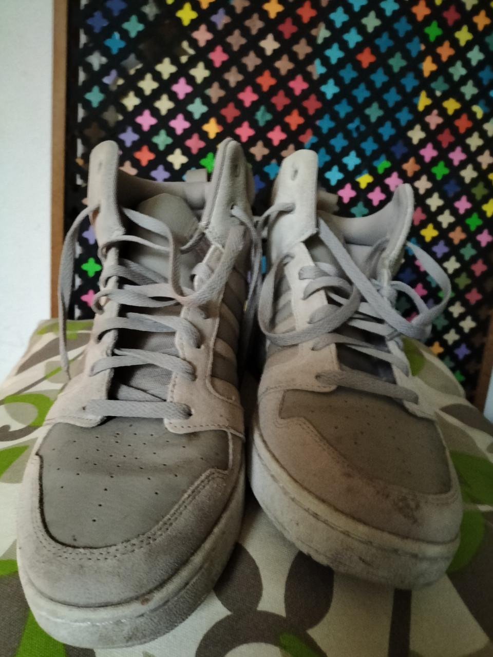 Adidas schoenen maar 46